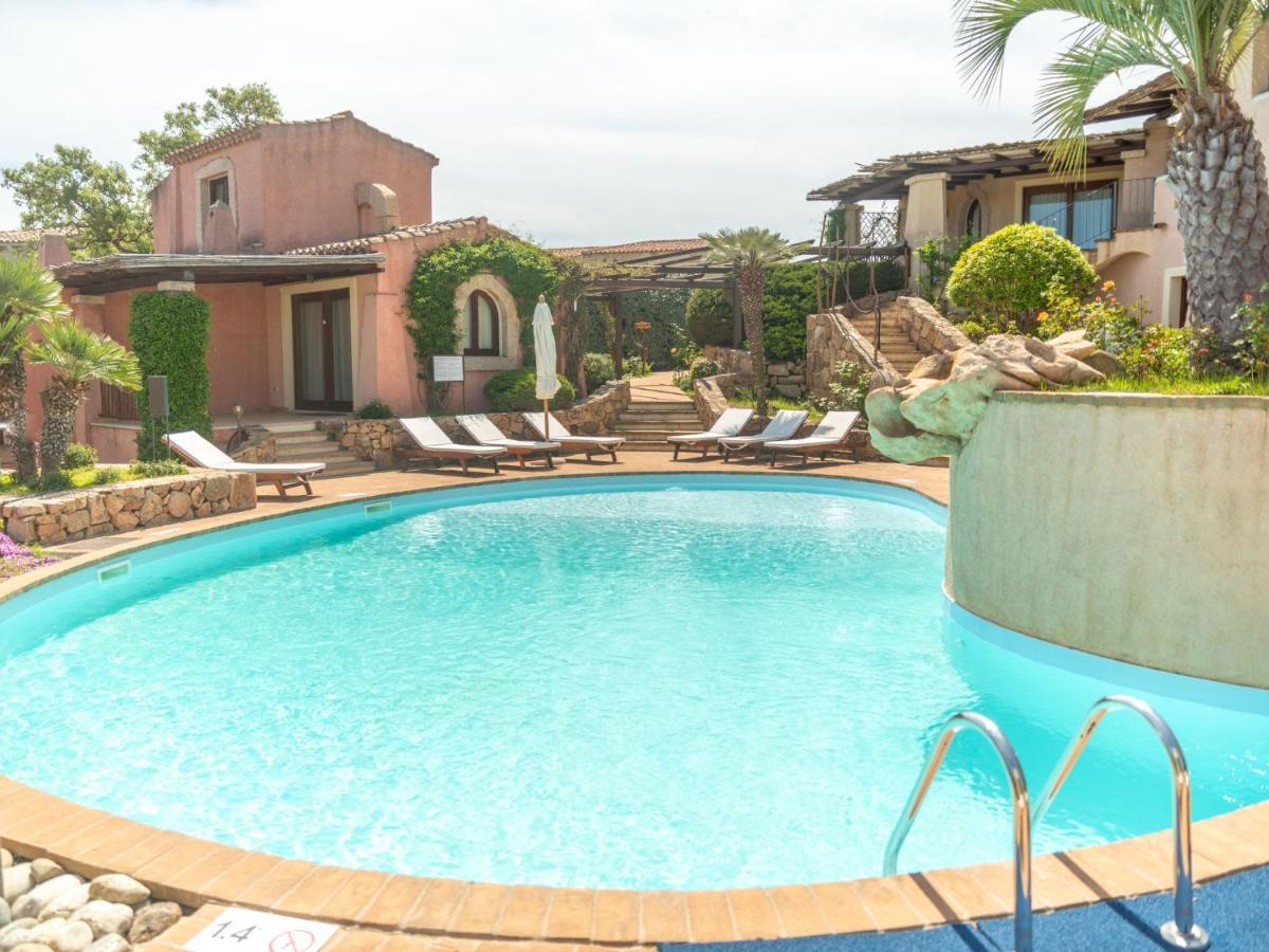 Holiday Home Erica 21 - Vista Village By Interhome Porto San Paolo  Extérieur photo